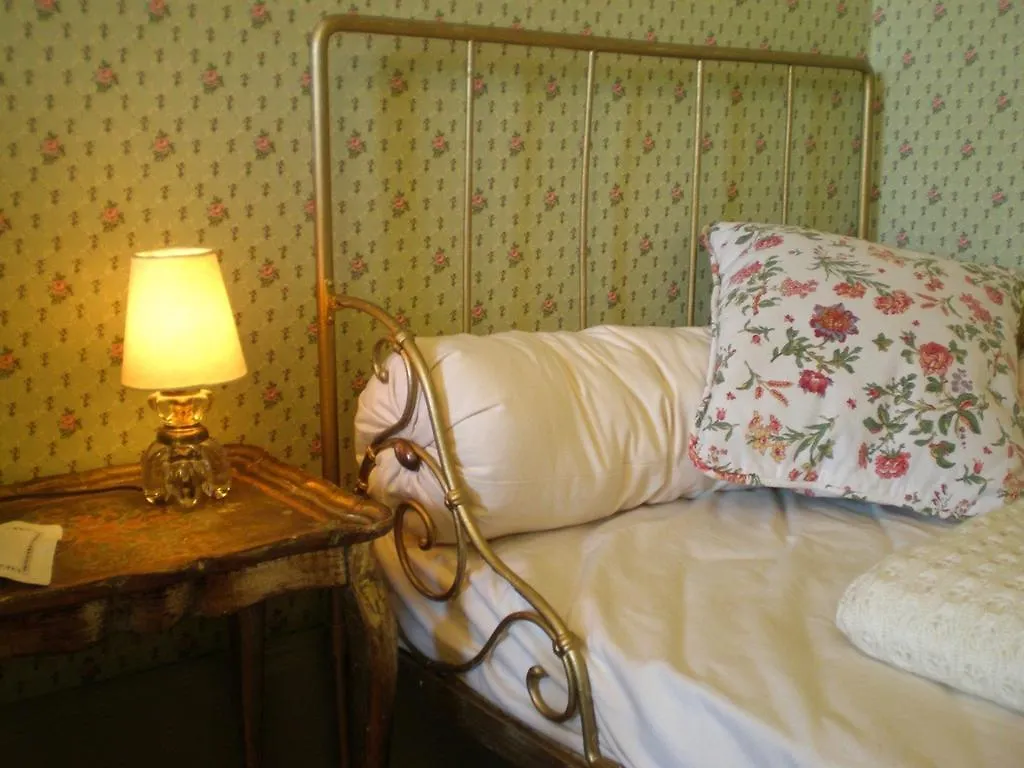 La Demeure Saint Clar Bed and Breakfast 0*, Saint-Clar