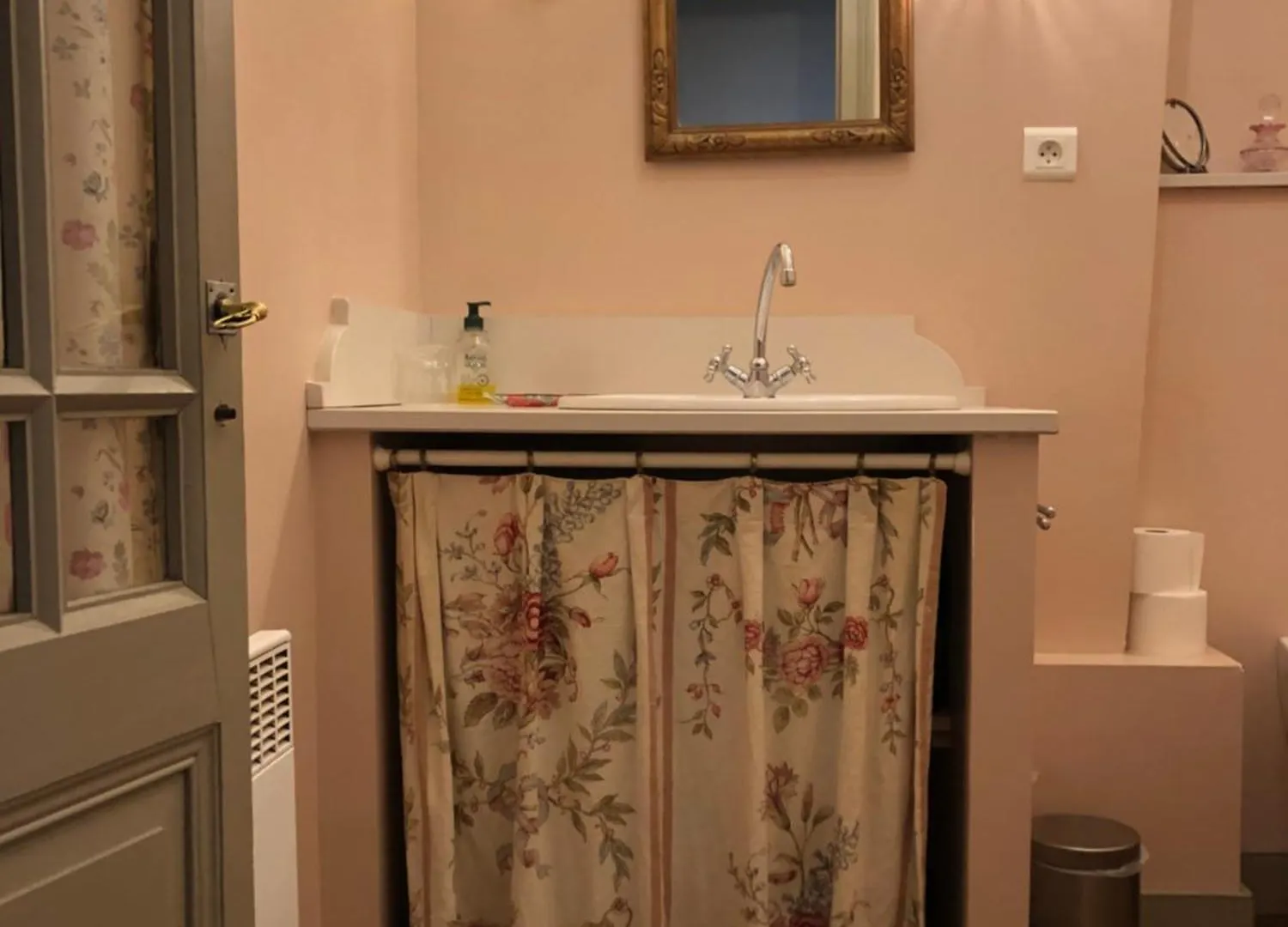 La Demeure Saint Clar Bed & Breakfast  Saint-Clar
