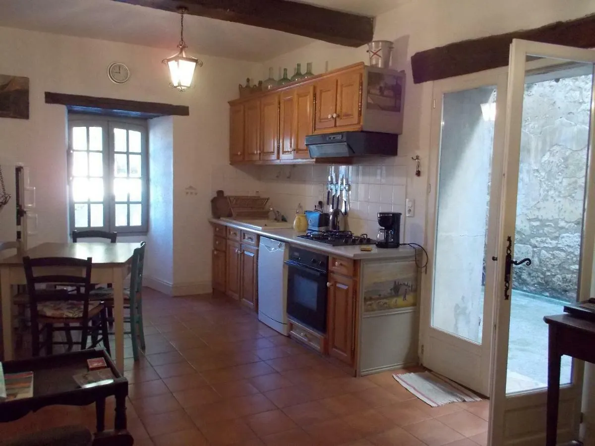 La Demeure Saint Clar Bed & Breakfast  Saint-Clar